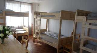 Гостиница  «Сорога Селигер» Осташков Спальное место на двухъярусной кровати в общем номере для мужчин и женщин-1